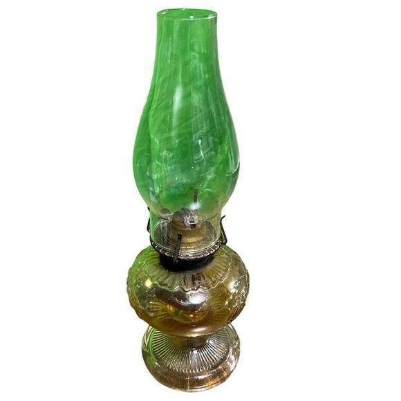 Vintage 14" Glass Table Kerosene Oil Lamp Floral Design Home Decor - Picture 5 of 6